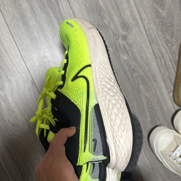 Nike Invincible Run ZoomX 10mens - Picture 7 of 8